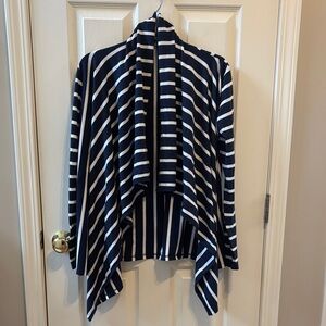 Vineyard vines Striped Navy and White size small